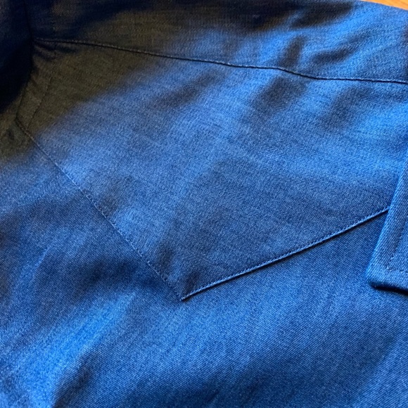 NWOT Men’s Burberry Jean button down 16/34 - Picture 6 of 7